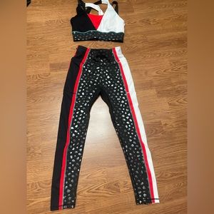 Crowned Athletics DE VILLE VILLAIN LEGGINGS size med